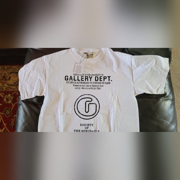 Gallery Dept. Gallery Dept T-ShirtSize: Men's US MColor: White - Picture 1 of 6